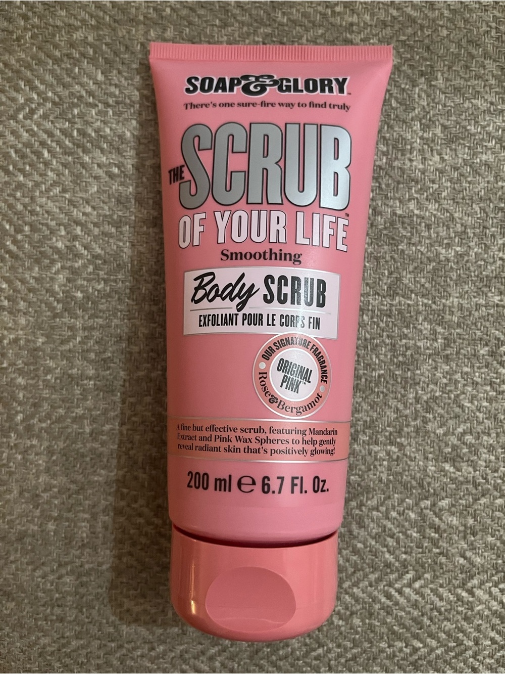 Soap & Glory Pink Smoothing Body Scrub